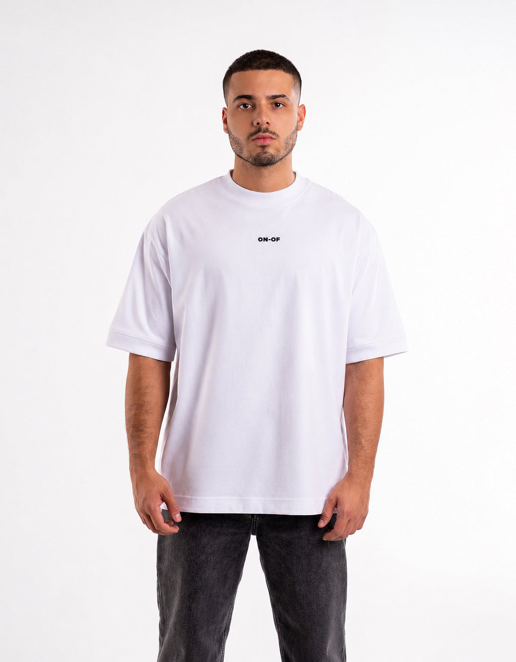 CAMISETA OVERSIZE GONORREA