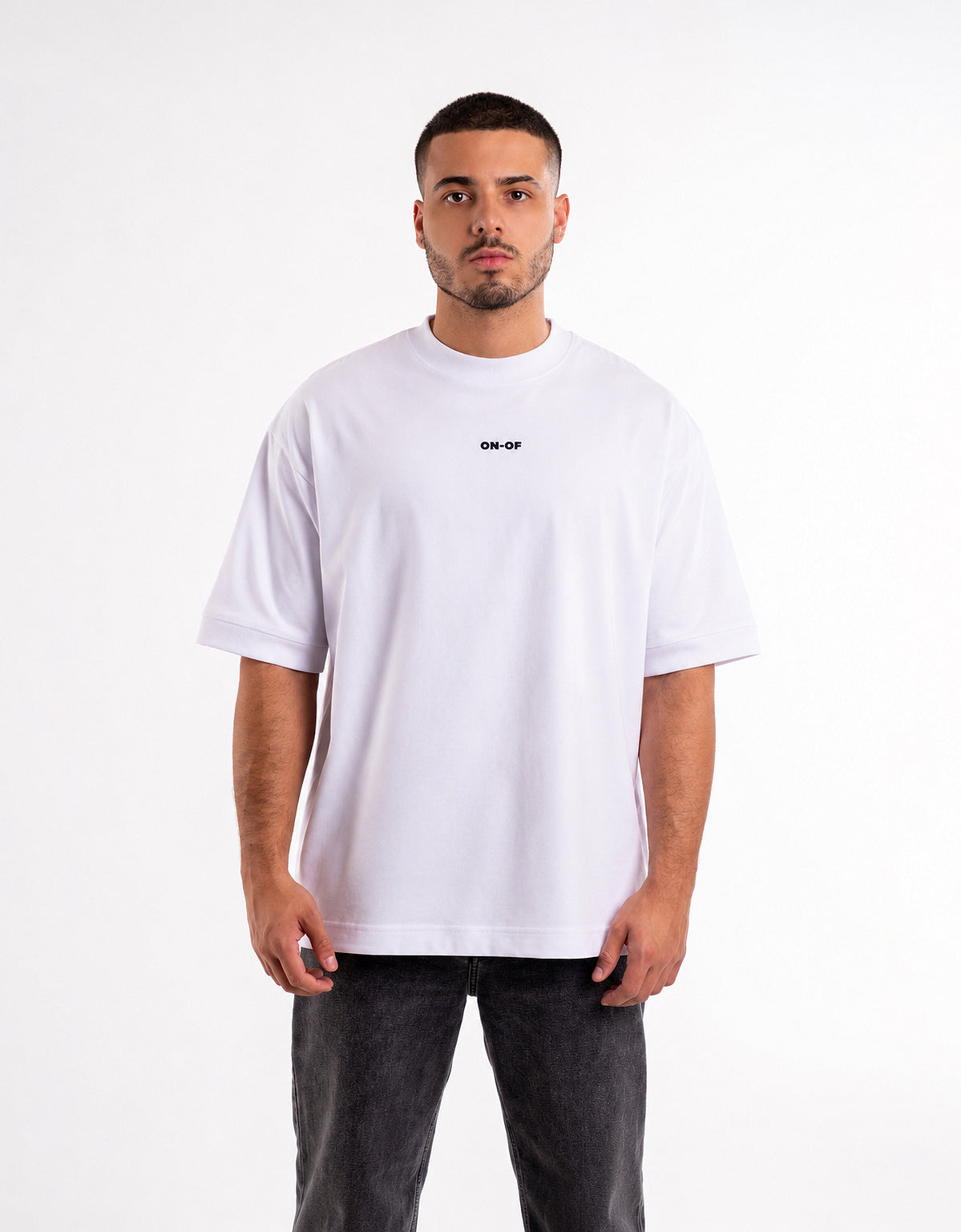 CAMISETA OVERSIZE GONORREA
